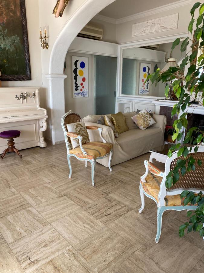 Somptuous Exotic In Cannes